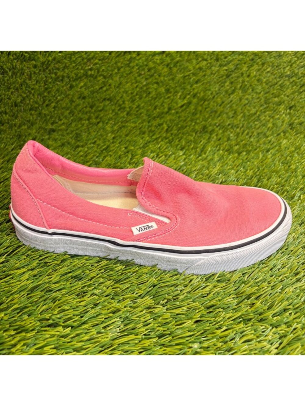 Vans Classic Slip-On Pink Lemonade Womens Size 7 Athletic Skate Shoes Sneakers